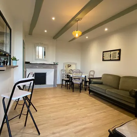 Aux Anciens Remparts בית נופש